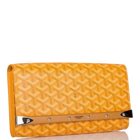 goyard monte carlo clutch size|monte carlo pm clutches.